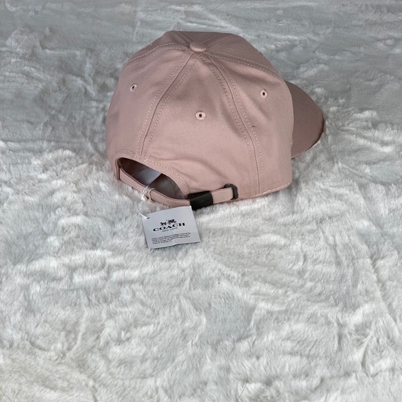 NWT Coach ladies hat - Picture 2 of 6